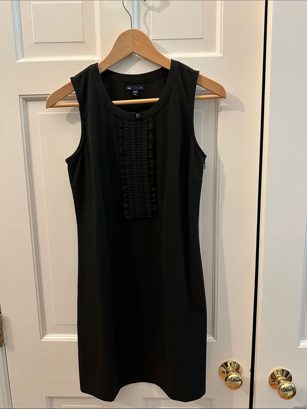 GAP Size XS Black dress excellent condition